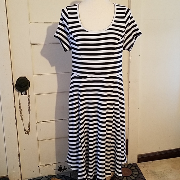 torrid Dresses & Skirts - Torrid Ribbed Skater Style Dress